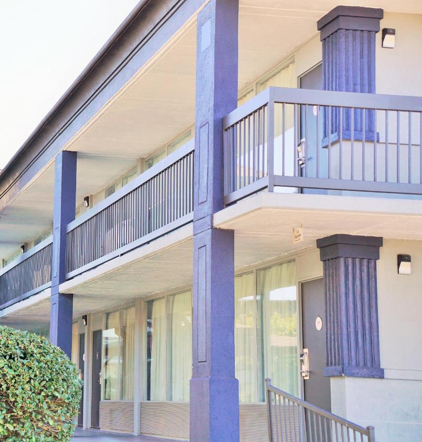 Hotel Elev8 Conroe Exterior foto